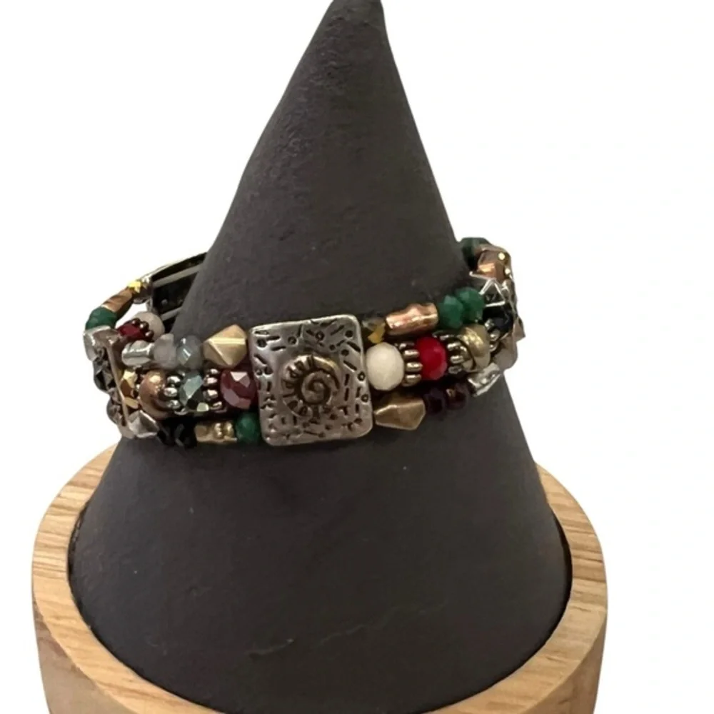 GORGEOUS MULTI-STRAND STRETCH BRACELET BEADS CRYSTALS JOY METAL SQUARES NWOT‎